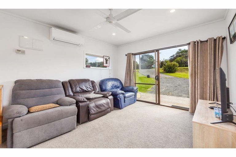Photo of property in 59 Hauraki Road, Leigh, Warkworth, 0985