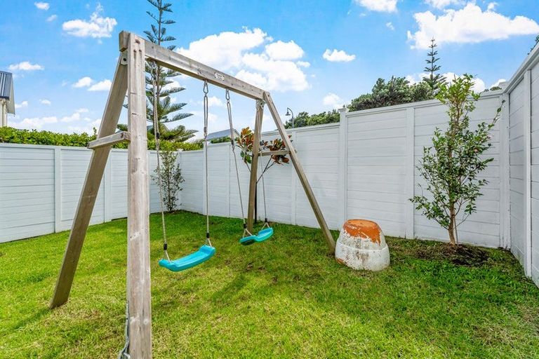 Photo of property in 7 Harwich Court, Gulf Harbour, Whangaparaoa, 0930