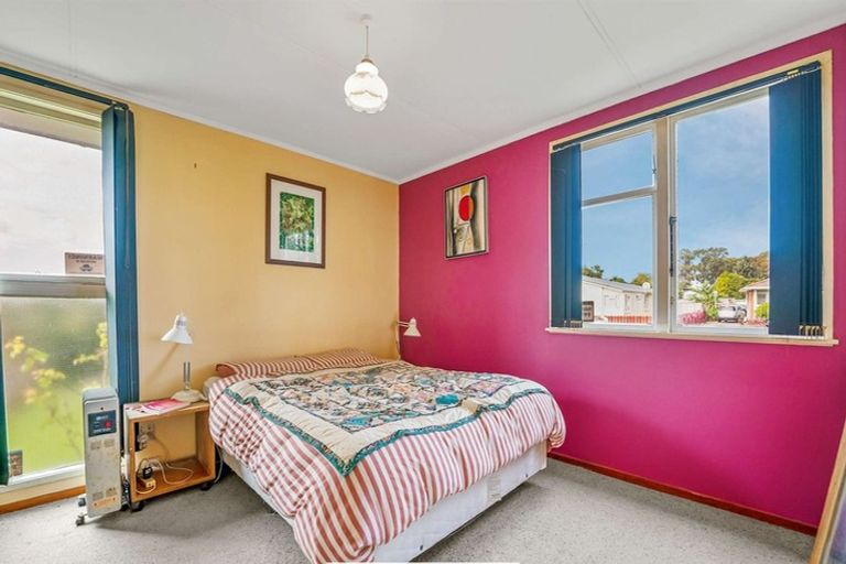 Photo of property in 74 Cranmere Crescent, Mangere East, Auckland, 2024