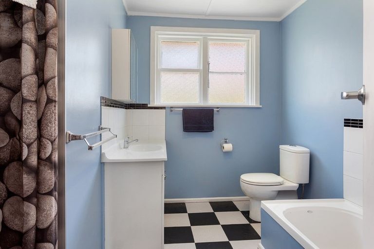 Photo of property in 61 Good Street, Rangiora, 7400