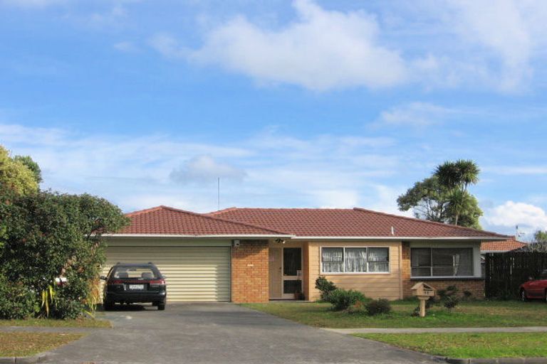 Photo of property in 115 Everglade Drive, Totara Heights, Auckland, 2105