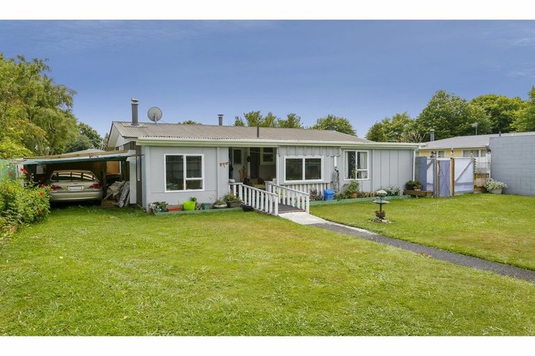 Photo of property in 37 Te Rangitautahanga Road, Turangi, 3334