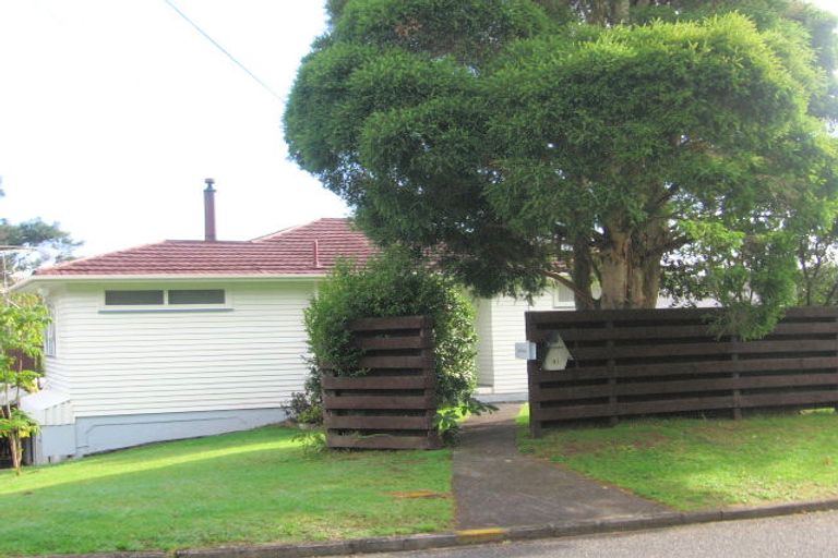 Photo of property in 85 Takahe Road, Titirangi, Auckland, 0604
