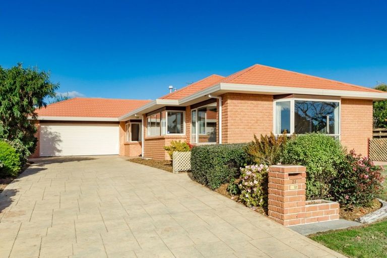 Photo of property in 24 Cedar Drive, Paraparaumu Beach, Paraparaumu, 5032