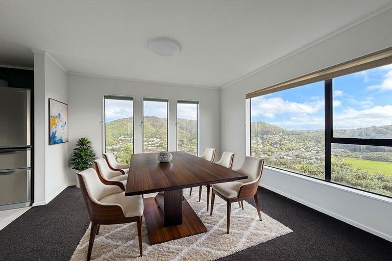 Photo of property in 5a Becker Way, Karori, Wellington, 6012
