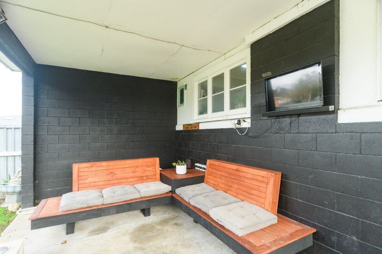 Photo of property in 110 Limbrick Street, Terrace End, Palmerston North, 4410