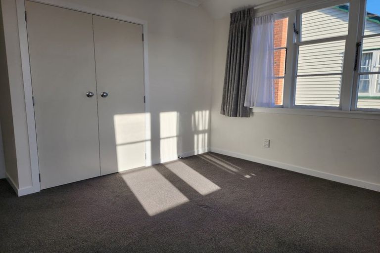 Photo of property in 217 Knights Road, Hutt Central, Lower Hutt, 5011