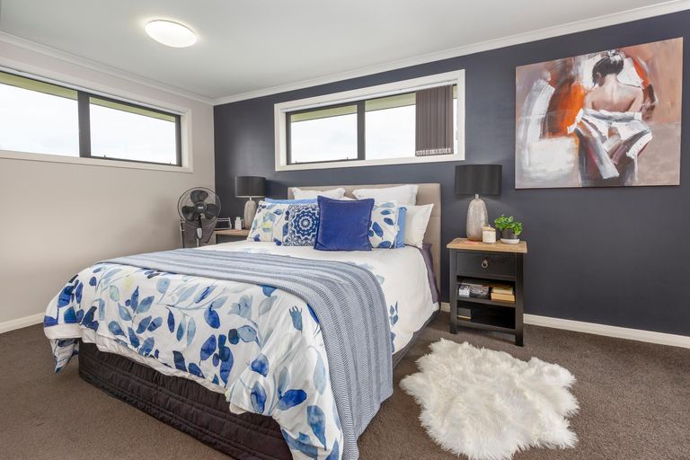 Photo of property in 24 Tokerau Crescent, Pukekohe, 2120