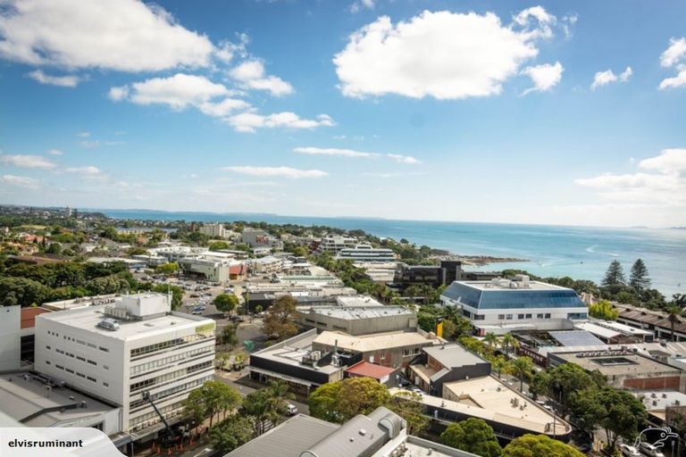 Photo of property in Sentinel Apartments, 1301/3 Northcroft Street, Takapuna, Auckland, 0622