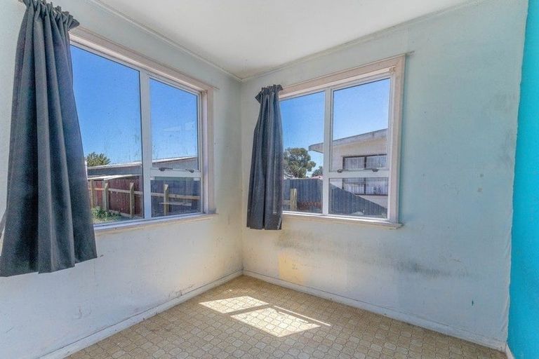 Photo of property in 47a Caius Avenue, Gonville, Whanganui, 4501