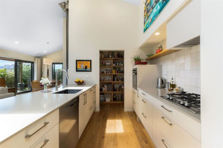 Photo of property in 25 The Heights Avenue, Wanaka, 9305