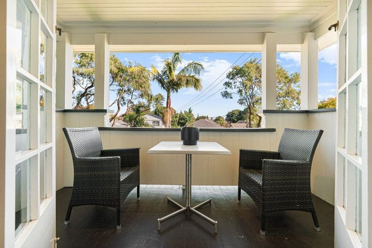 Photo of property in 18 Charlton Avenue, Mount Eden, Auckland, 1024