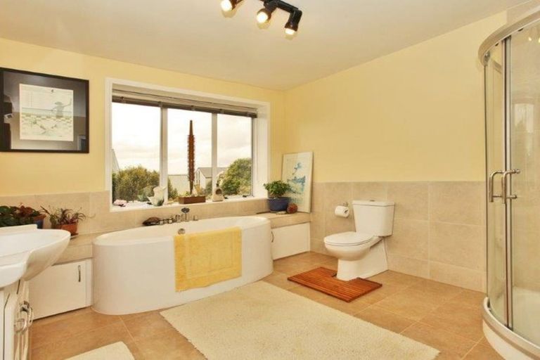 Photo of property in 1/222 Yaldhurst Road, Avonhead, Christchurch, 8042