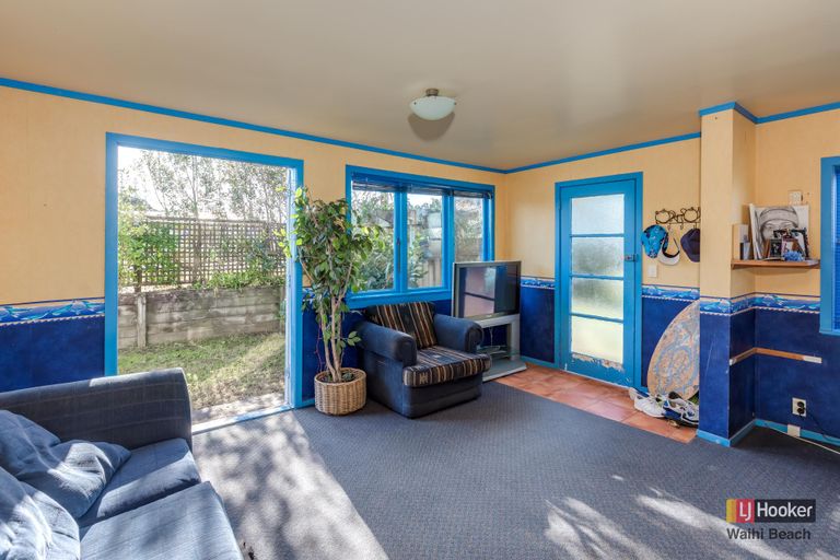 Photo of property in 35 Edinburgh Street, Waihi Beach, 3611