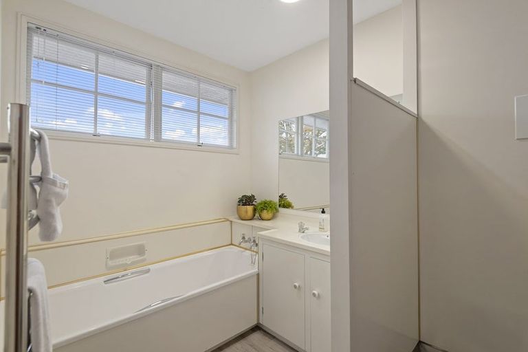 Photo of property in 50 Garden Road, Merivale, Christchurch, 8014