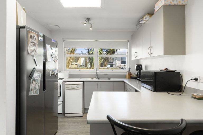 Photo of property in 2/48 Miro Street, Mount Maunganui, 3116