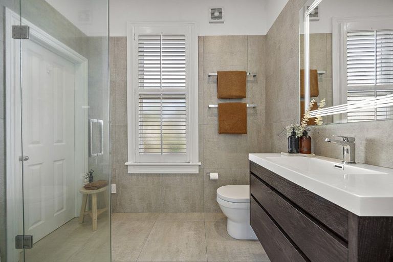 Photo of property in 11 Vine Street, Saint Marys Bay, Auckland, 1011