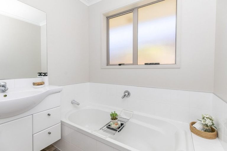 Photo of property in 84 Stirling Drive, Morrinsville, 3300