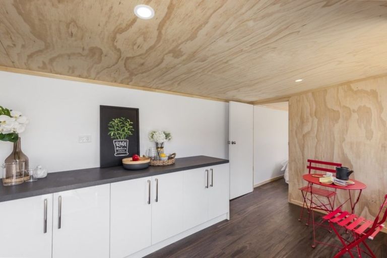 Photo of property in 39 Peck Street, Taita, Lower Hutt, 5011