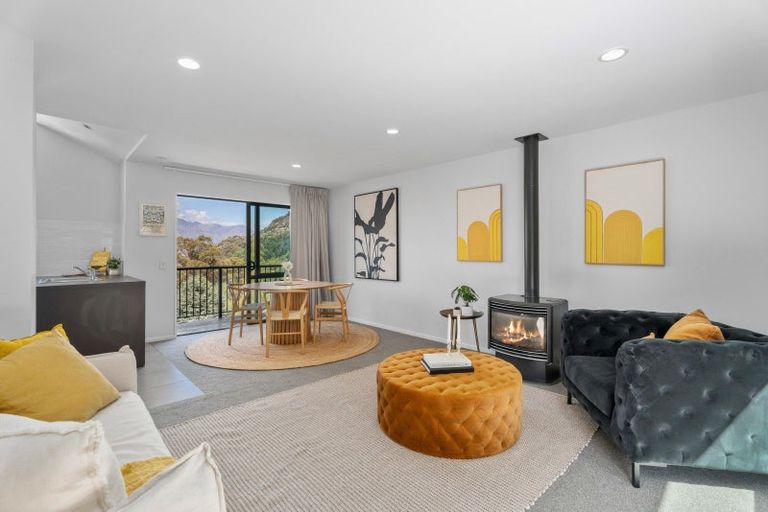 Photo of property in Arno Apartment, 6/8 Mckerrow Place, Sunshine Bay, Queenstown, 9300