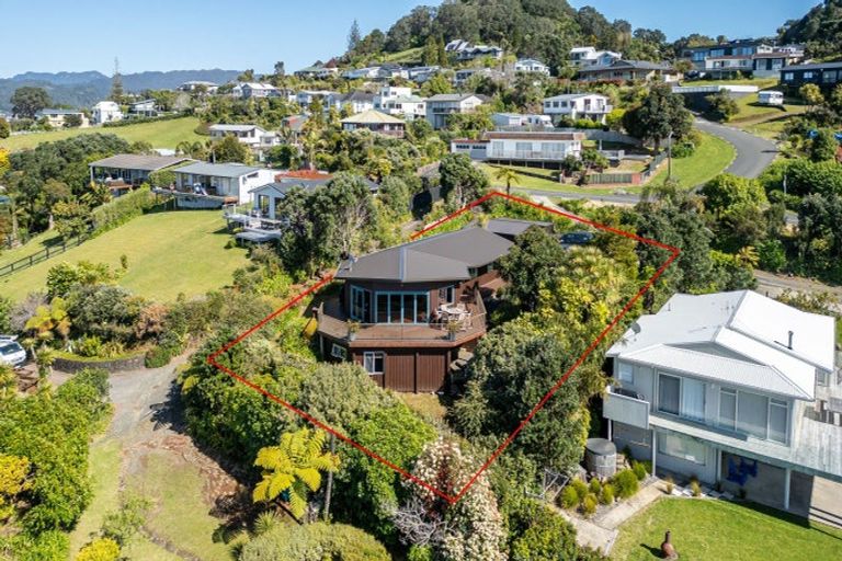 Photo of property in 251 Paku Drive, Tairua, 3508