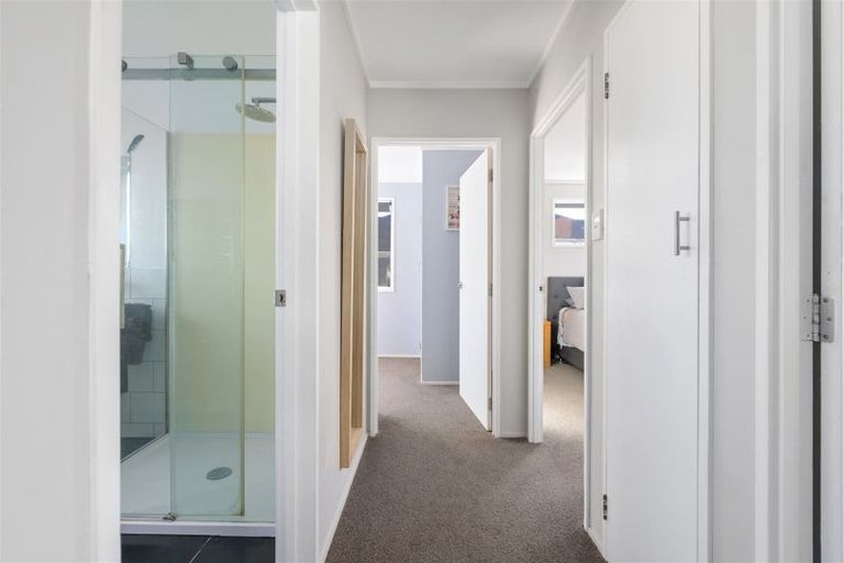 Photo of property in 8 Ansford Place, Bader, Hamilton, 3206