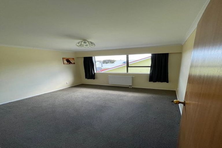 Photo of property in 54 Oroua Street, Eastbourne, Lower Hutt, 5013