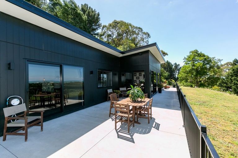 Photo of property in 685 Main North Road, Bay View, Napier, 4104