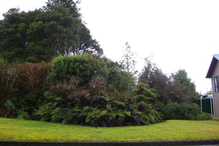 Photo of property in 26 Ana Street, Moana, 7872