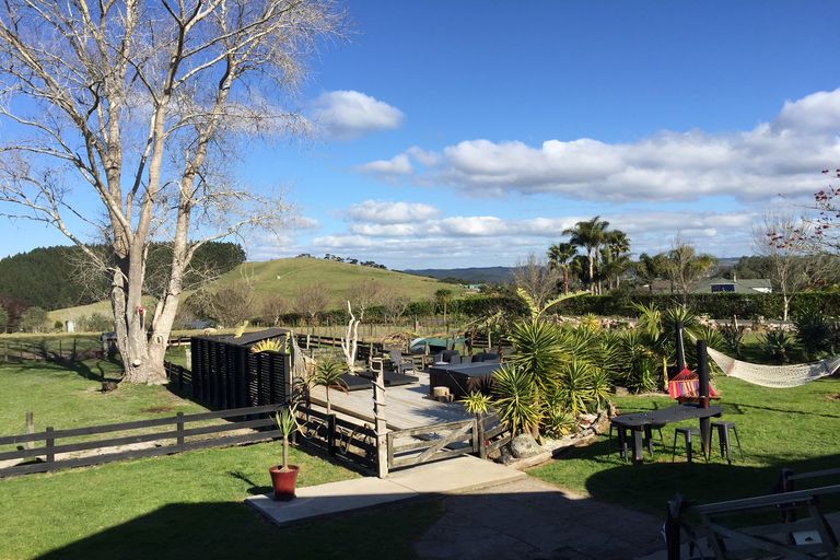 Photo of property in 252 Redcliffs Road, Kerikeri, 0294