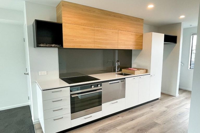 Photo of property in 15/24 Percy Street, Phillipstown, Christchurch, 8011
