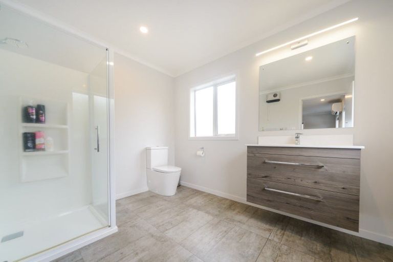 Photo of property in 47 Karina Terrace, Roslyn, Palmerston North, 4414