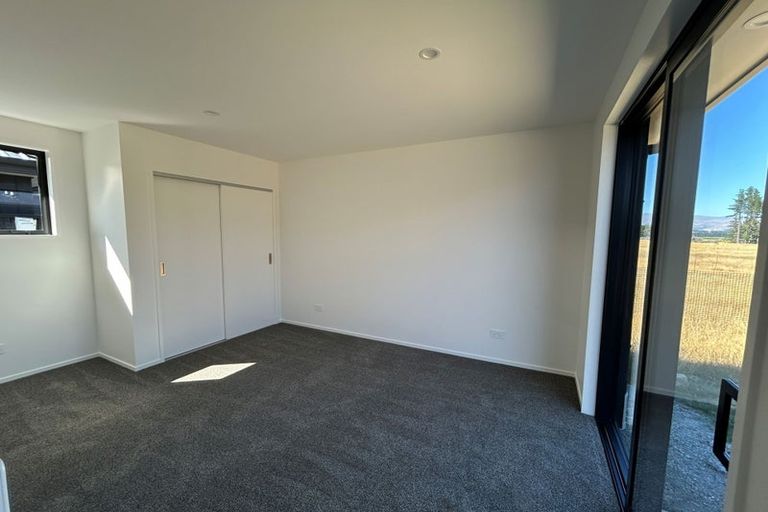 Photo of property in 141 Burdon Loop, Lake Hawea, 9382