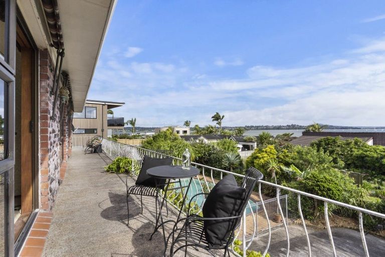 Photo of property in 114 Bramley Drive, Farm Cove, Auckland, 2012