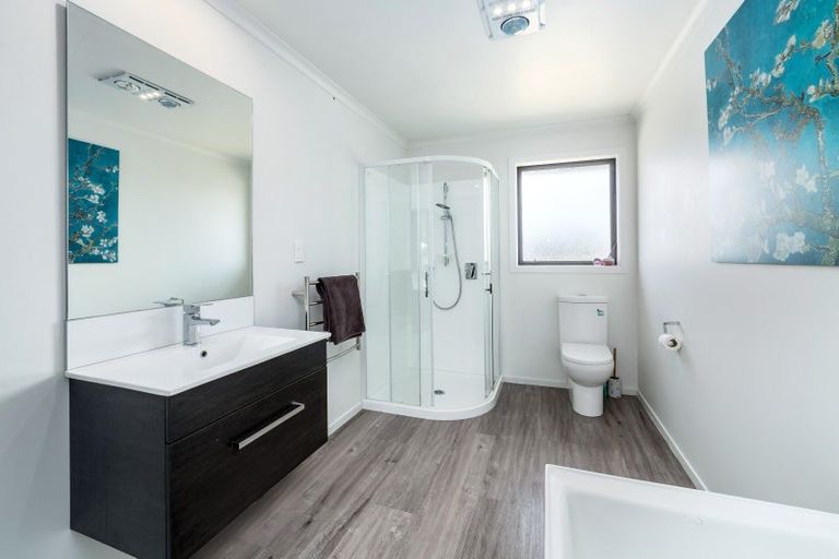 Photo of property in 471 State Highway 2, Opaki, Masterton, 5871