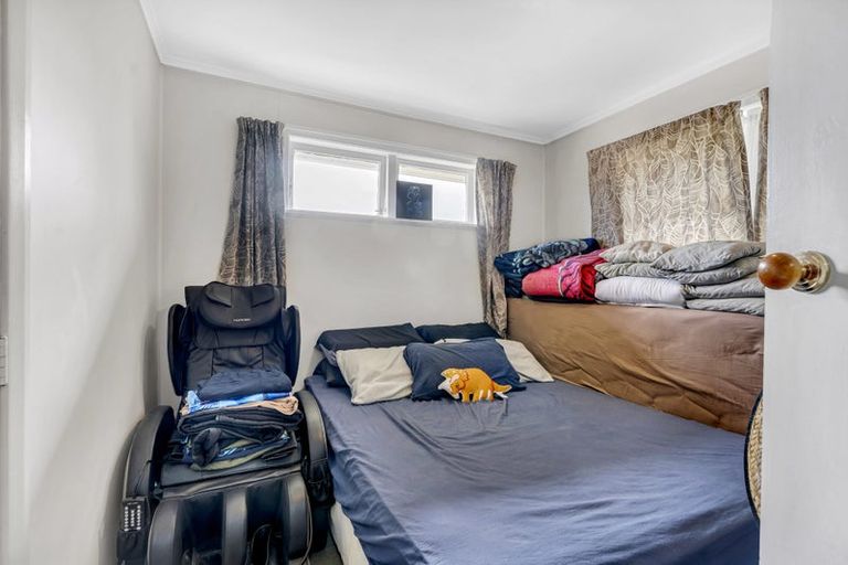 Photo of property in 64 Tawa Crescent, Manurewa, Auckland, 2102