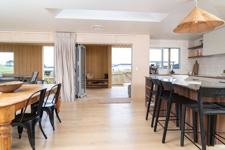 Photo of property in 8 Maataitai Road, Raglan, 3225