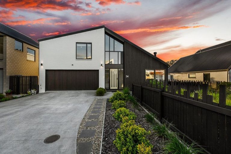 Photo of property in 34 Nevill Road, Hobsonville, Auckland, 0616