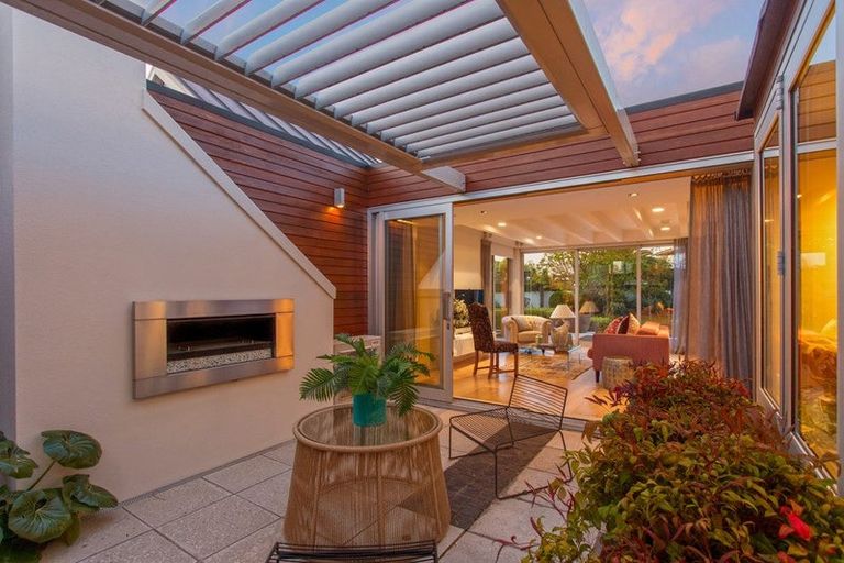 Photo of property in 23 Poynder Avenue, Merivale, Christchurch, 8014