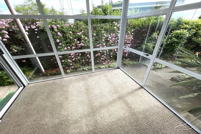 Photo of property in 50 Napier Road, Havelock North, 4130