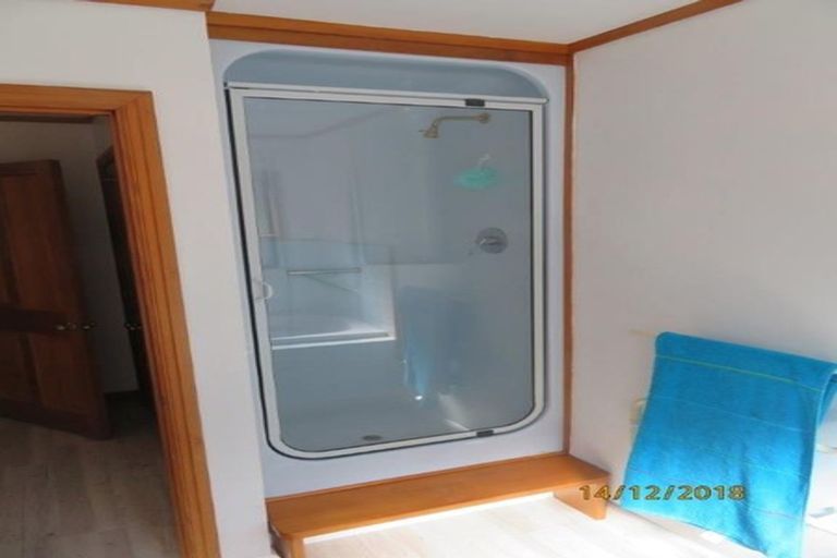 Photo of property in 40c Curacao Place, Half Moon Bay, Auckland, 2012