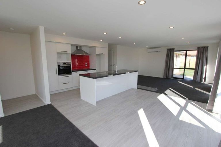 Photo of property in 3 Shale Court, Rolleston, 7614