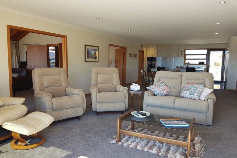 Photo of property in 2 Walter Black Place, Lake Tekapo, 7999