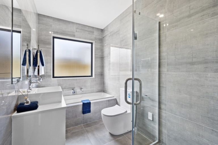 Photo of property in 8 Lavey Road, Flat Bush, Auckland, 2019