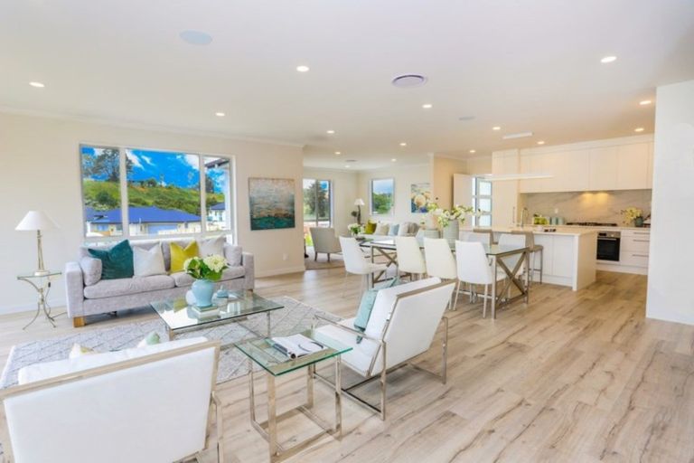 Photo of property in 7 Pheasant Close, Stanmore Bay, Whangaparaoa, 0932