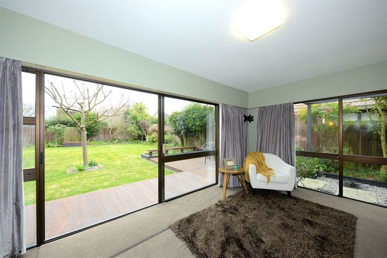 Photo of property in 35 Corfe Street, Ilam, Christchurch, 8041