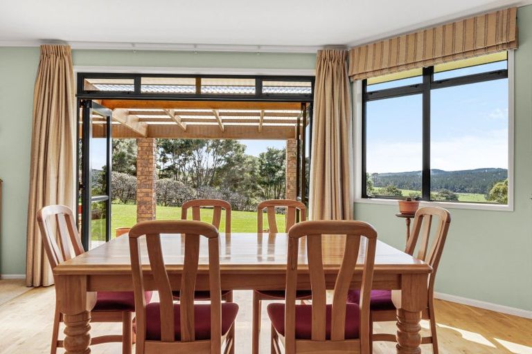 Photo of property in 118 Zanders Road, Helensville, Waimauku, 0882