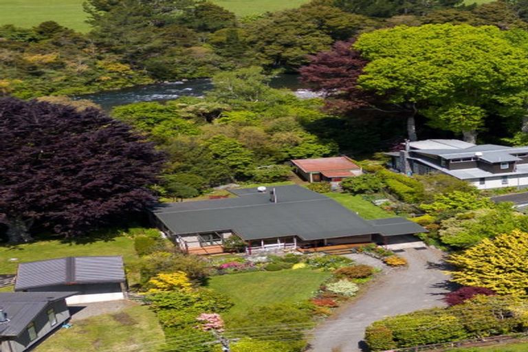 Photo of property in 11 Kokopu Street, Turangi, 3334