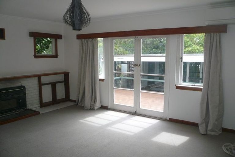 Photo of property in 20a Glengarry Road, Glen Eden, Auckland, 0602