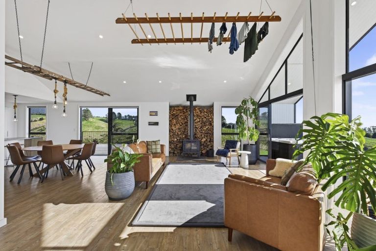 Photo of property in 246 Korito Road, Korito, New Plymouth, 4371